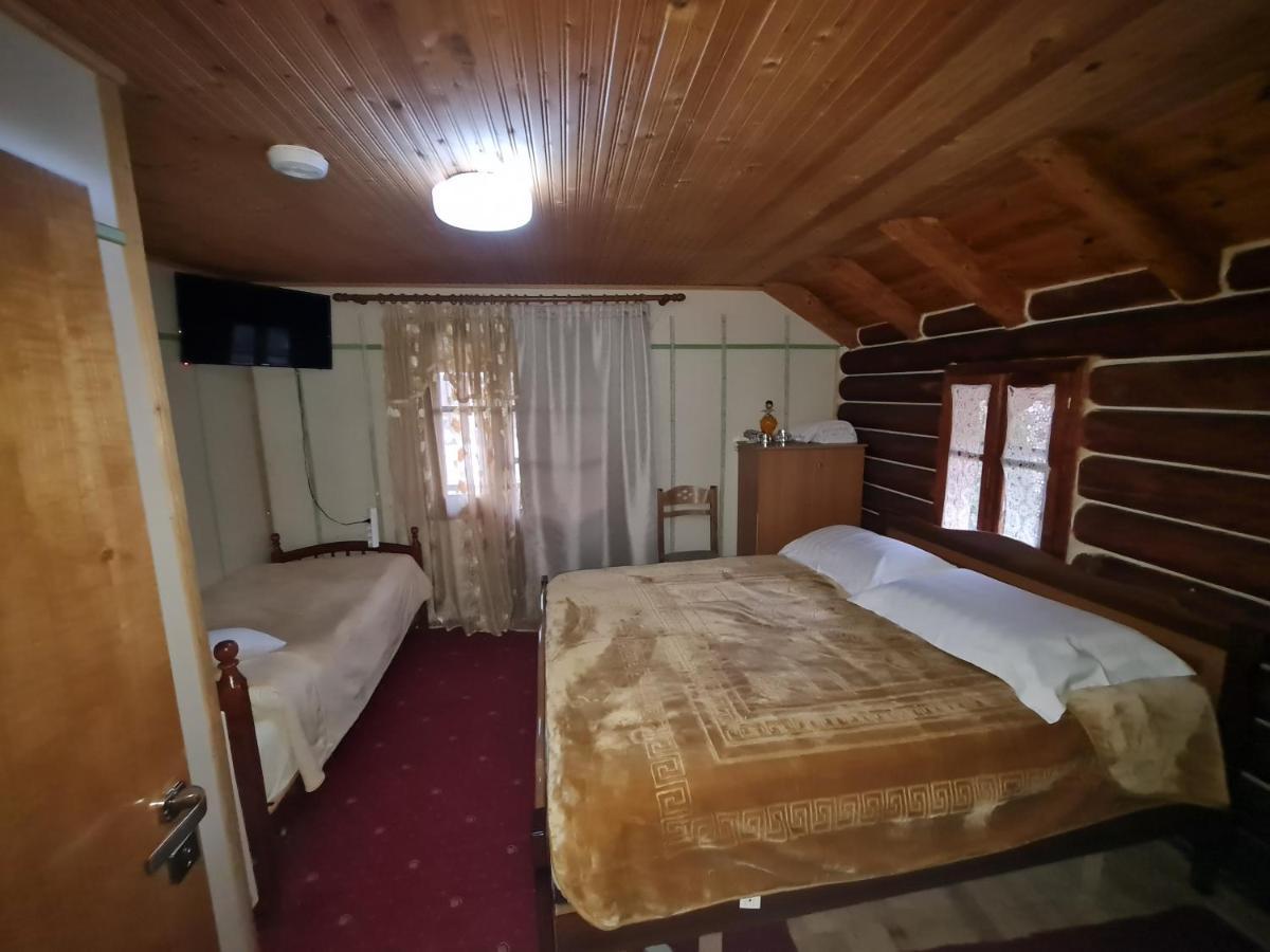 Sofra Kolonjare Agroturizem Hotel Erseke Exterior photo