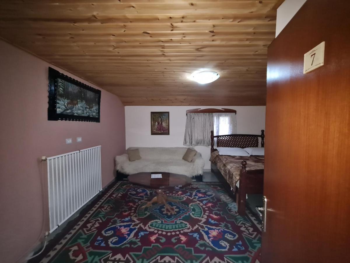Sofra Kolonjare Agroturizem Hotel Erseke Exterior photo