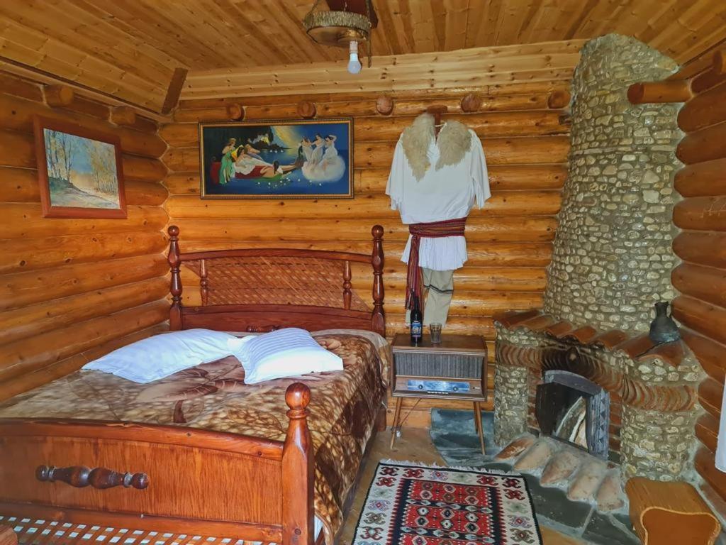 Sofra Kolonjare Agroturizem Hotel Erseke Exterior photo